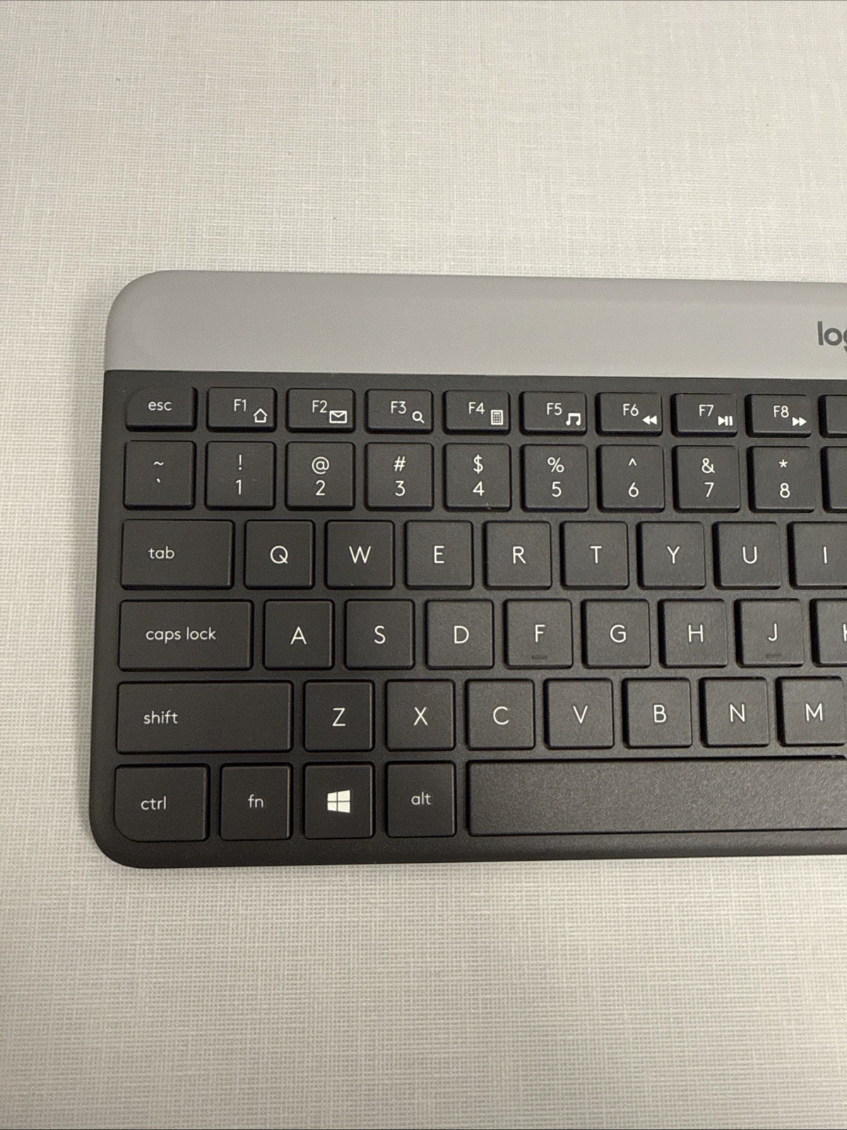 Logitech K470 Full Size Wireless Scissor Keyboard - Black & Silver