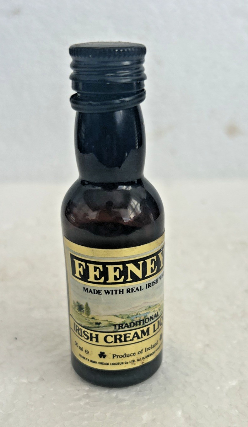 VTG Feeneys Irish Cream Liqueur Mini Bottle MT