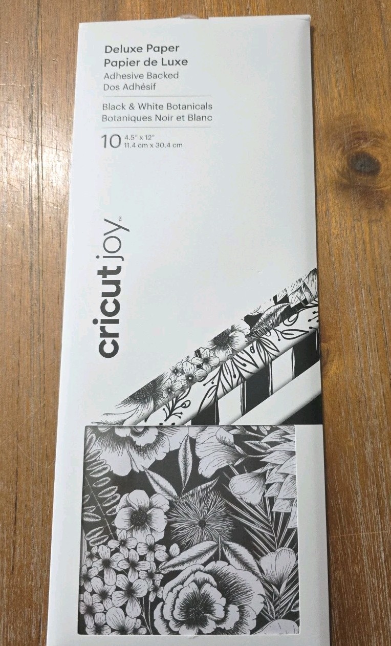 Cricut Joy Deluxe Paper Adhesive Backed Black And White Bontanicals 10-4.5×12