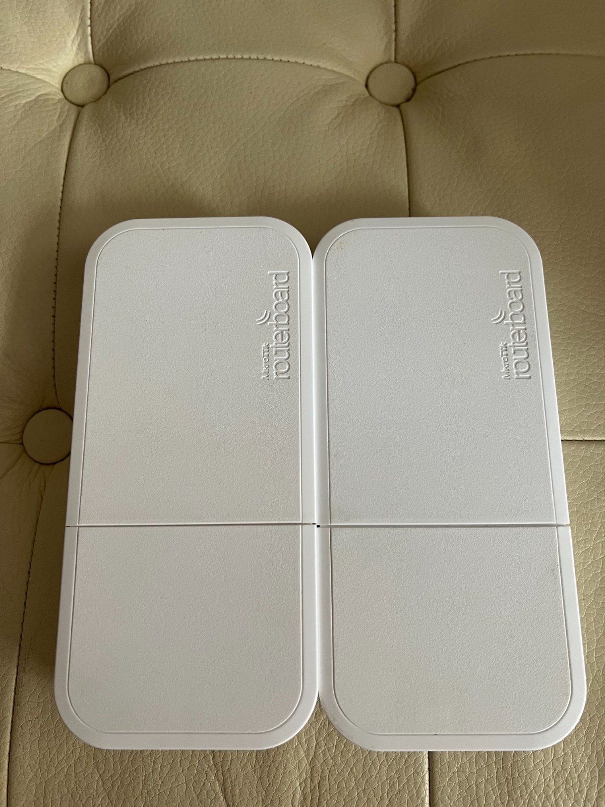 MikroTik RBWAPG-60AD 60G Wireless CPE Integrated Antenna, Wireless Wire