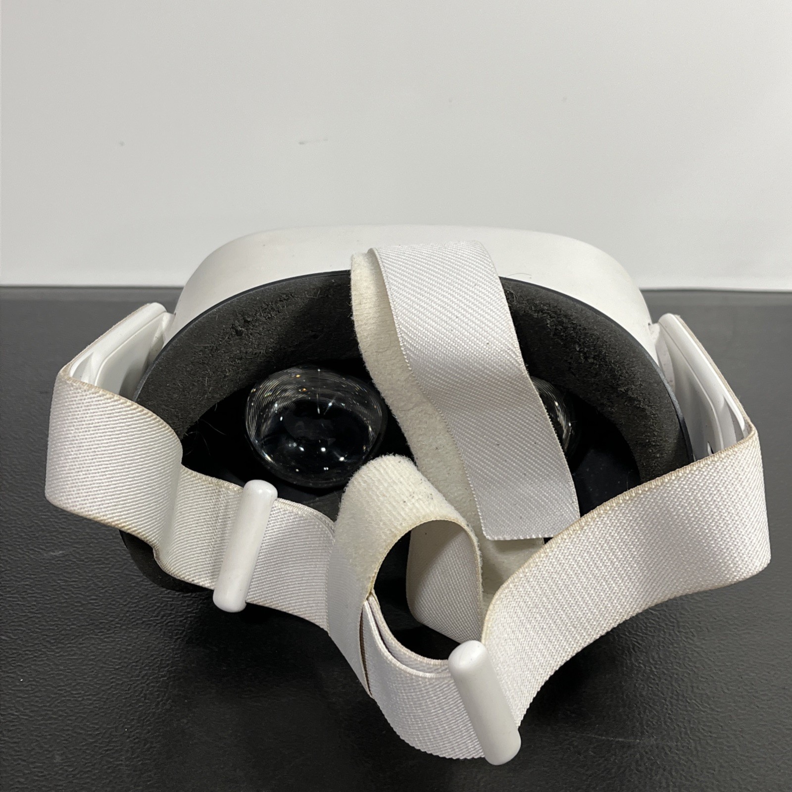 Meta Quest 2 Advanced All-In-One VR Headset UNTESTED AS IS