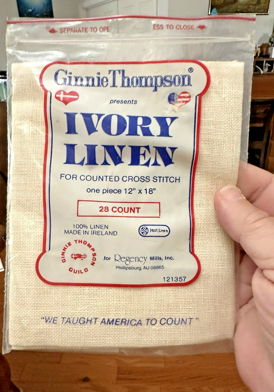 Ginnie Thompson Ivory Linen 28 Count Cross Stitch Needlepoint Fabric 12" x 18"