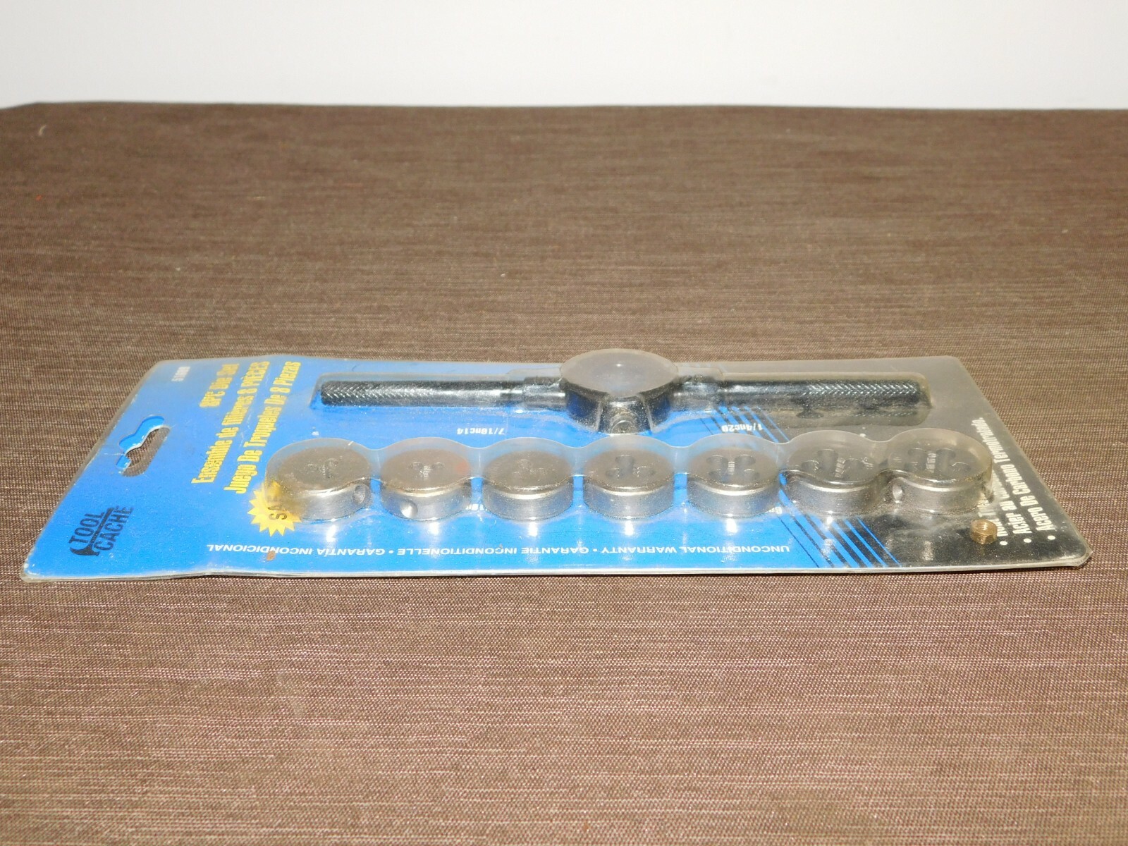 TOOL CACHE 8PC 8 PIECE DIE SET NEW IN PACKAGE