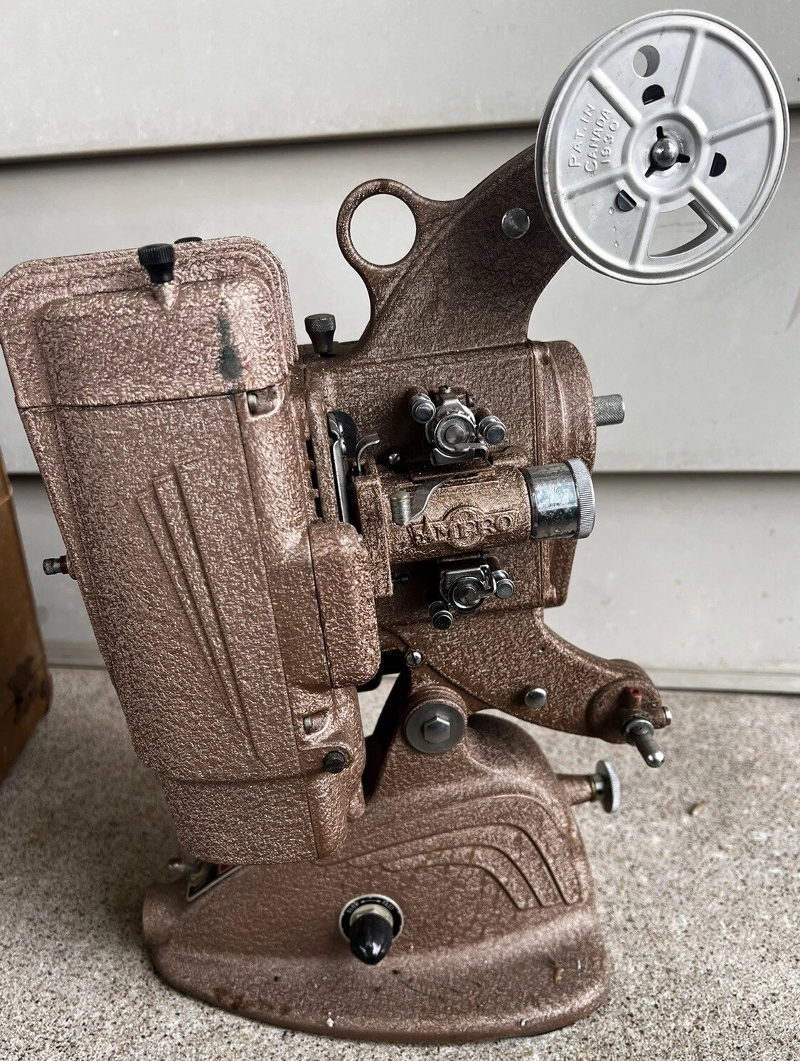 VTG AMPRO Co. 8mm #9246 Copper Brown Precision Projector - UNTESTED - Parts Only
