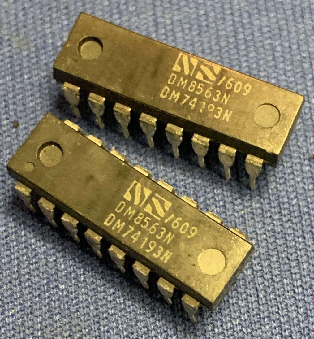 DM74193N NSC 74193 DM8563N 16-PIN DIP VINTAGE 1976 OLD STYLE LOGO QTY-1