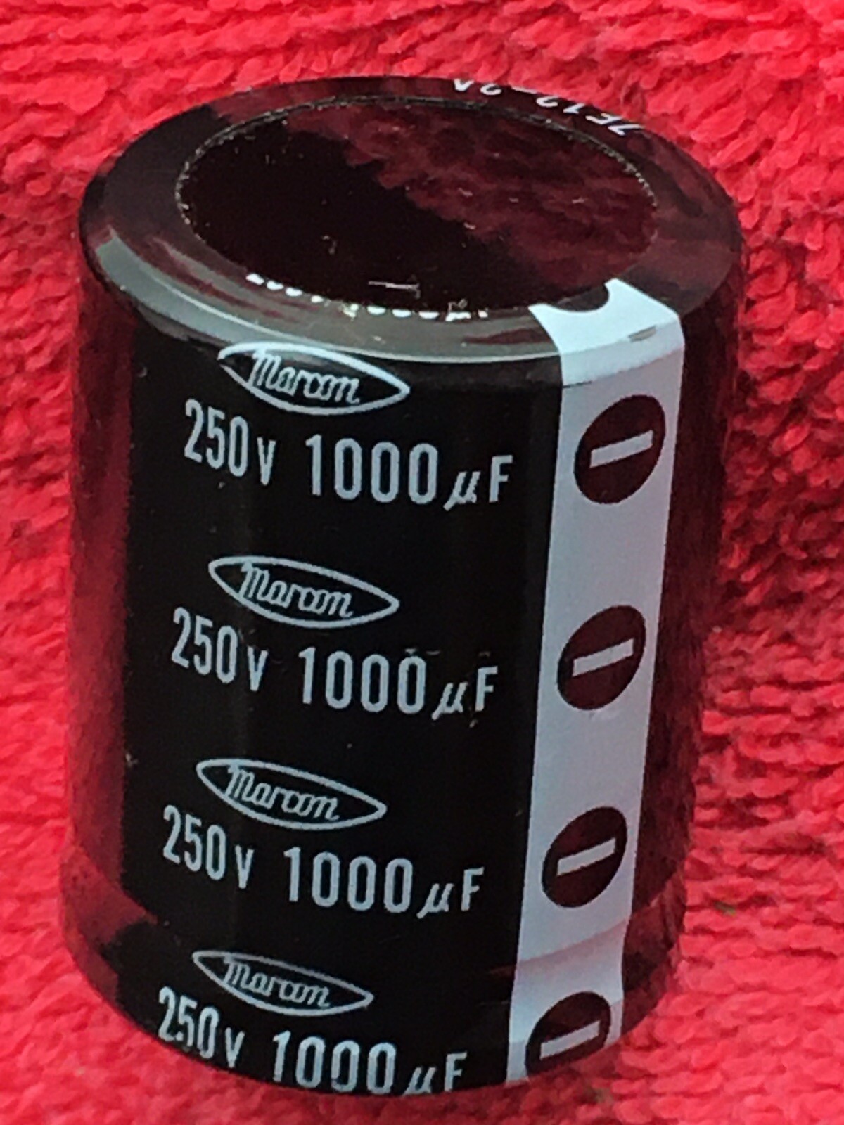 1000 uF, 250 V   Electrolytic Capacitor ,Great deal !!! Shipped from USA