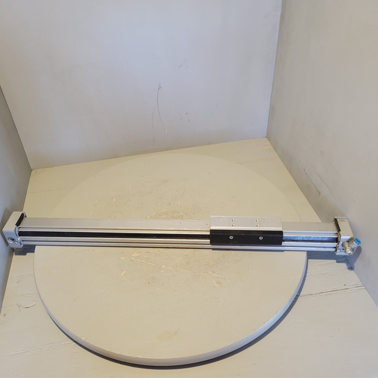 Festo Linear Actuator, DGC-25-520-G-PPV-A (532447)