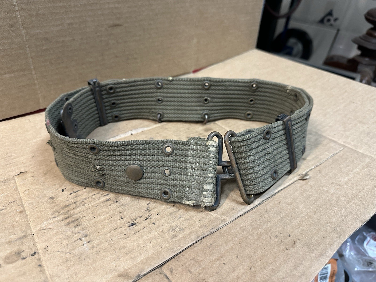 Vintage Vietnam Era USA Military Equipment Belt Army Marines -V06
