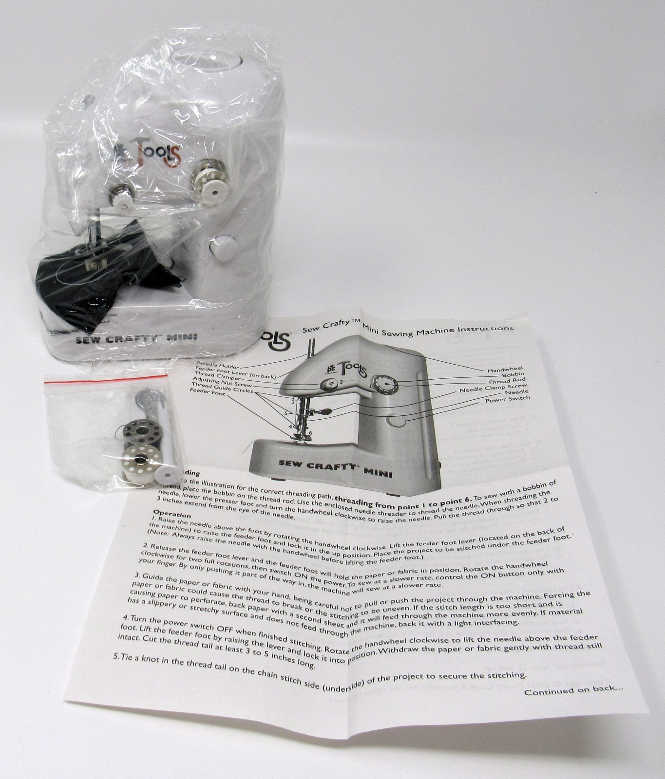 Provo Craft Sew Crafty Mini Compact Sewing Machine Plus Book New Sealed