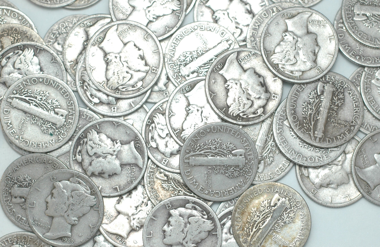 2 different 90% Silver Mercury Winged Liberty dimes one 1920's one 1930's