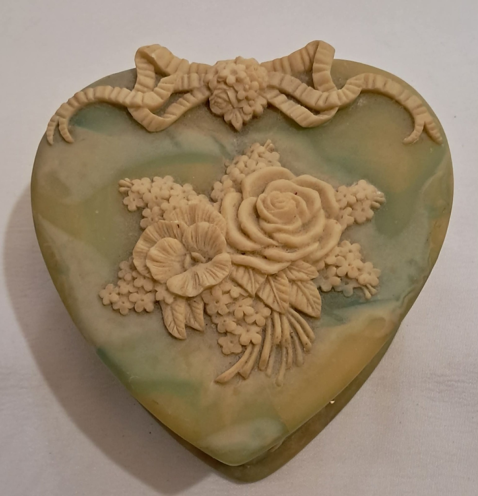 Vintage Green Incolay Stone Heart Jewelry Box Floral Cameo Open Hinge As Is