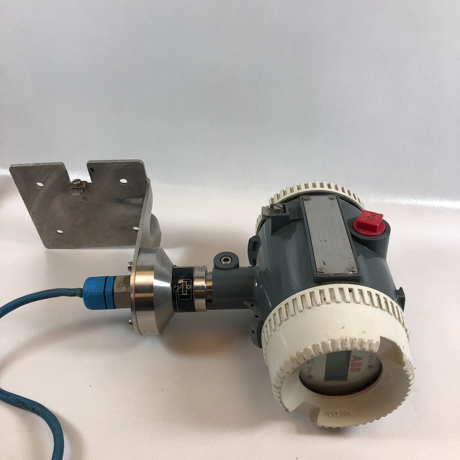 ABB Trio-Wirl Transmitter VR433111FQ13A2EC1AB    "PARTS ONLY" Unknown Condition