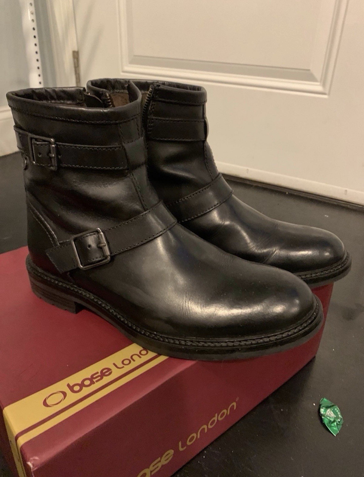base london men's size 9 boots