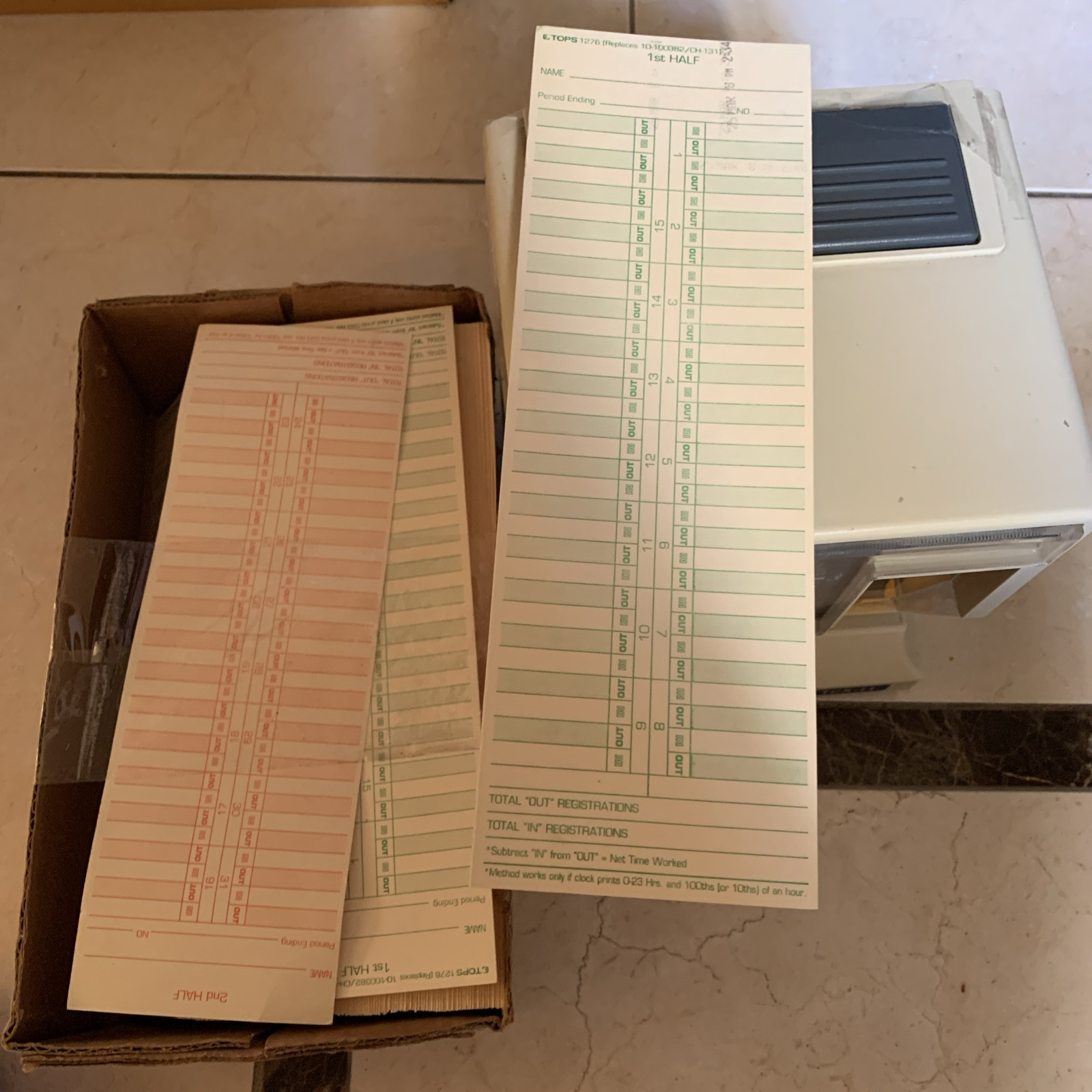 AMANO TIME CLOCK TCX-11, Used, Works Free Shipping With Manual Plus Time Card Z1