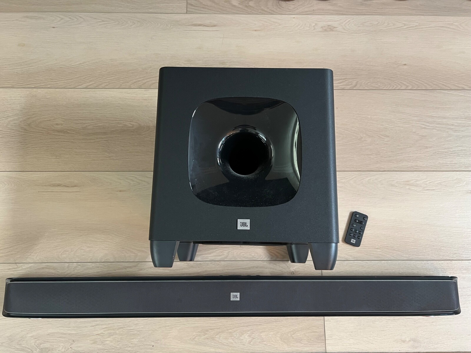 JBL SB400