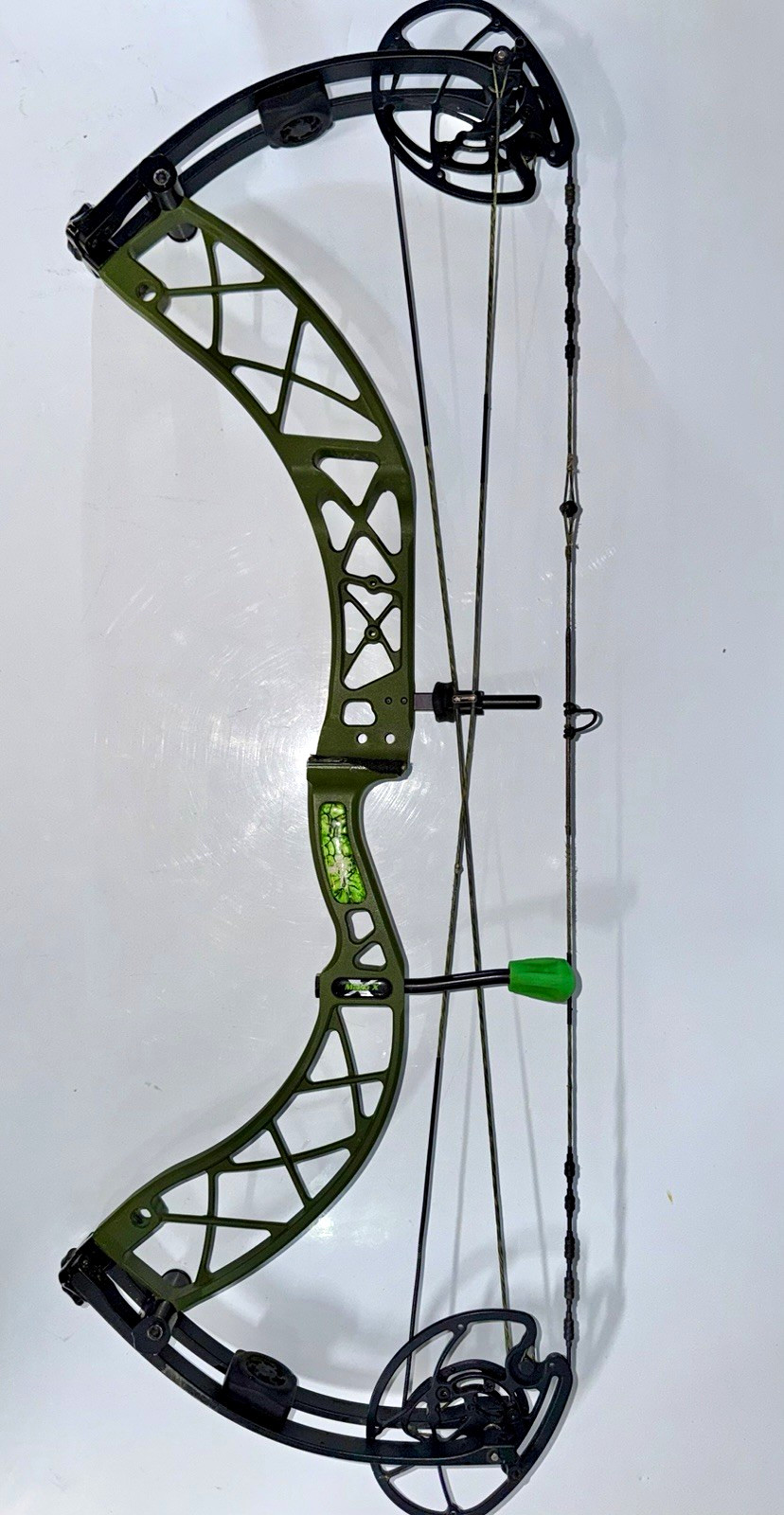 Xpedition Mako X compound bow