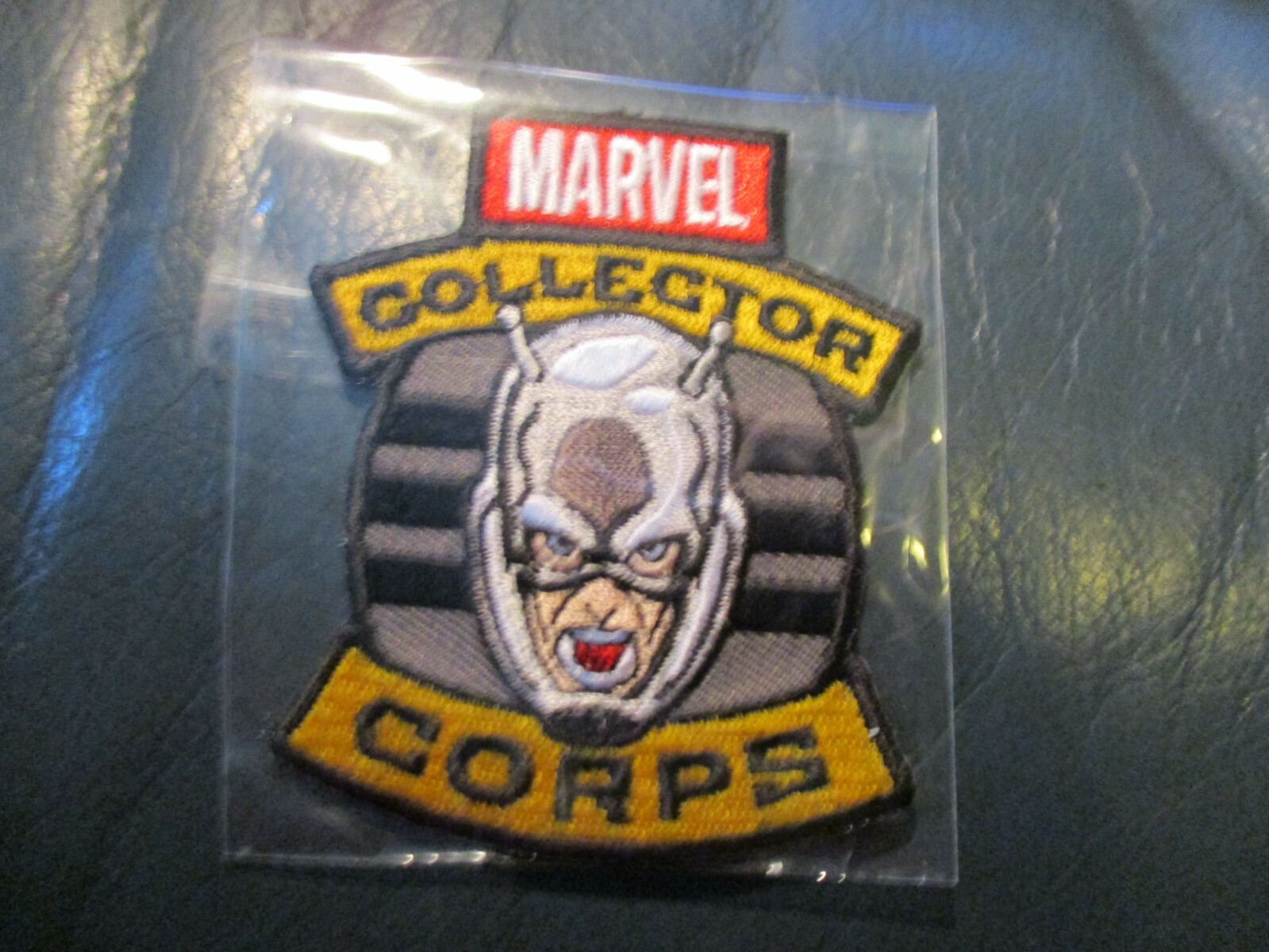 MARVEL COLLECTORS CORPS FUNKO 2015 SEWN PATCH ANT-MAN WASP HANK PYM PAUL RUDD