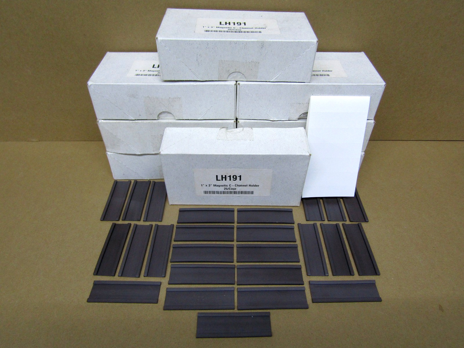 Aigner Index 1" x 3" Magnetic "C" Channel Label Holder - 8 Boxes (25/Box)