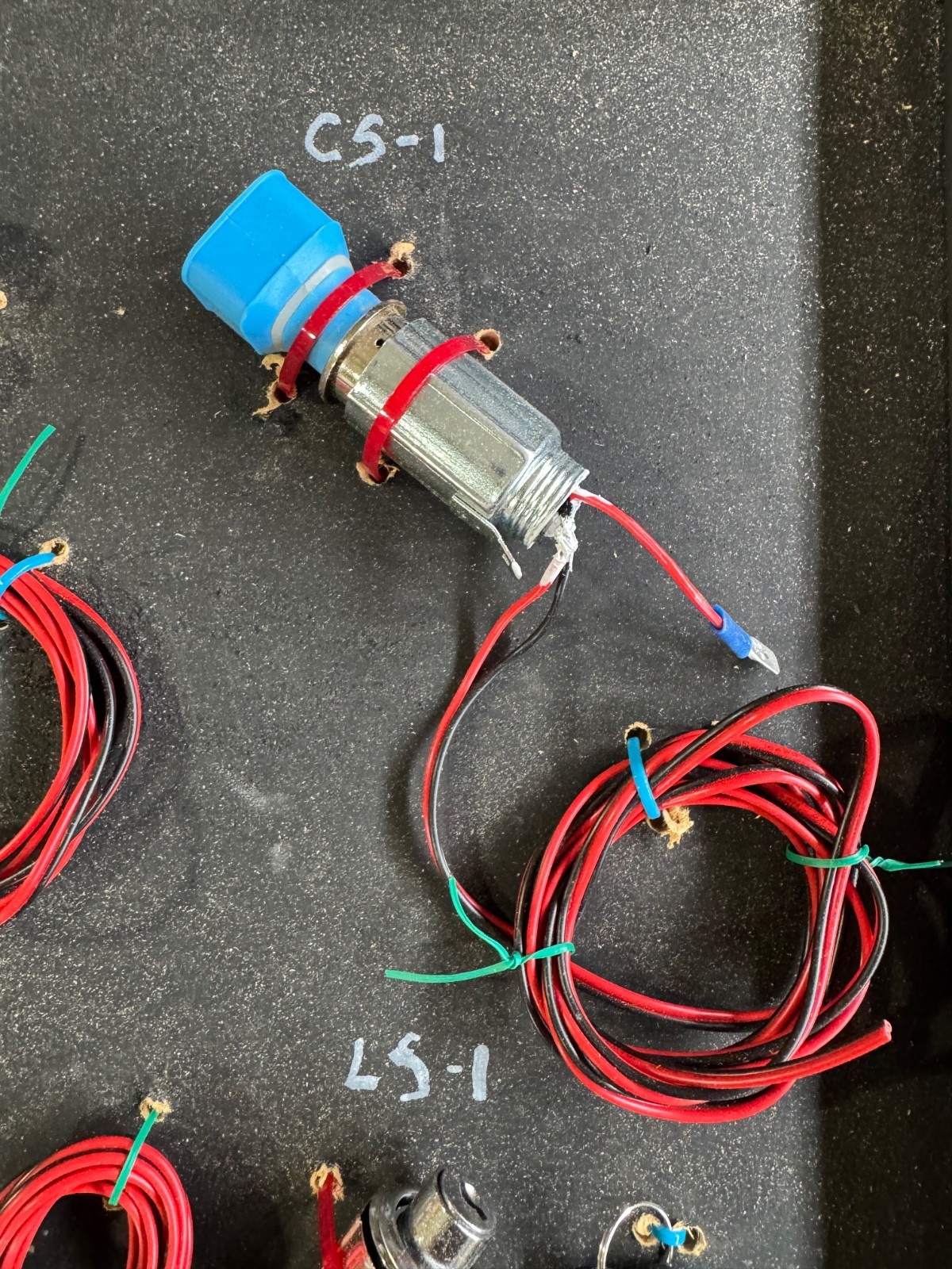 hidden kill switch for car 3 styles