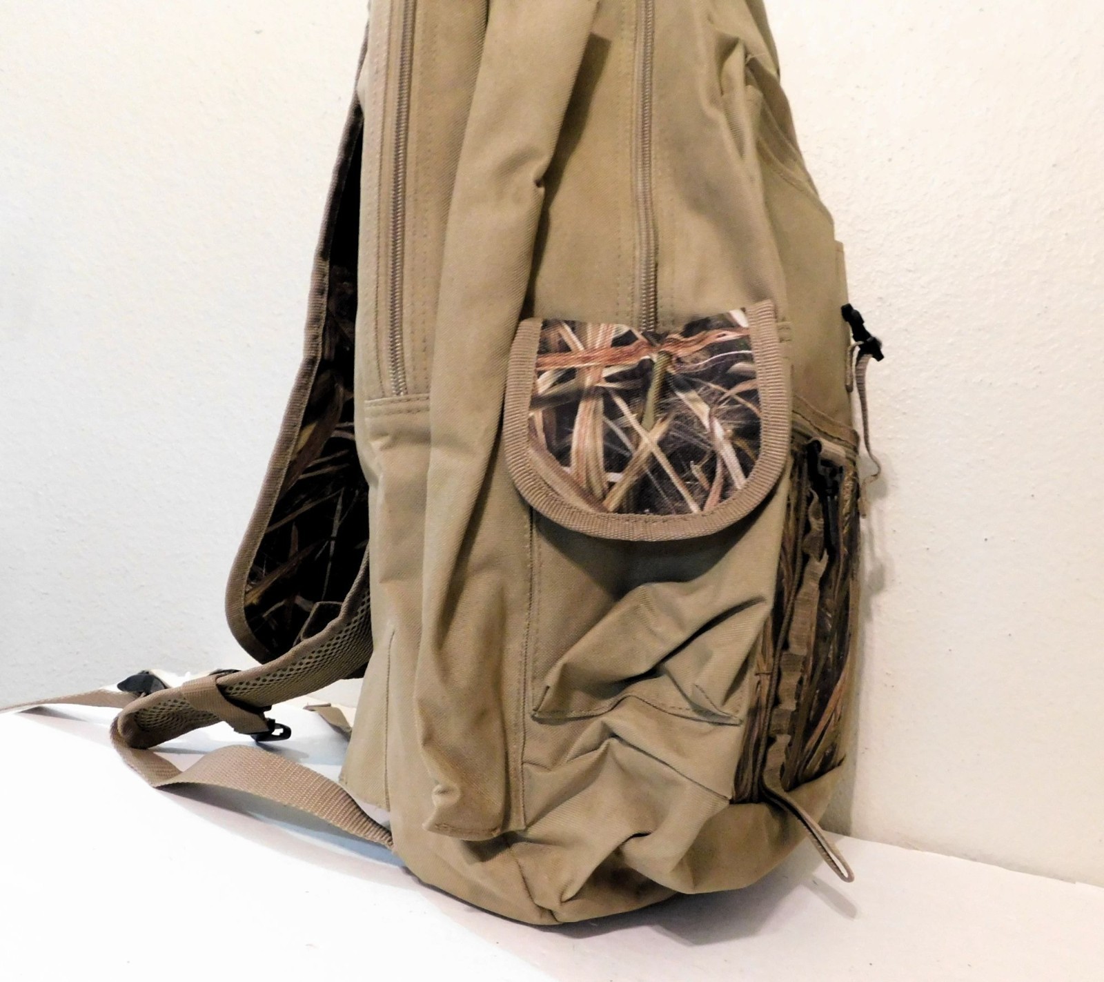 MOJO Outdoors Camo Hunting Decoy Backpack Multiple Pockets Gear Accessories
