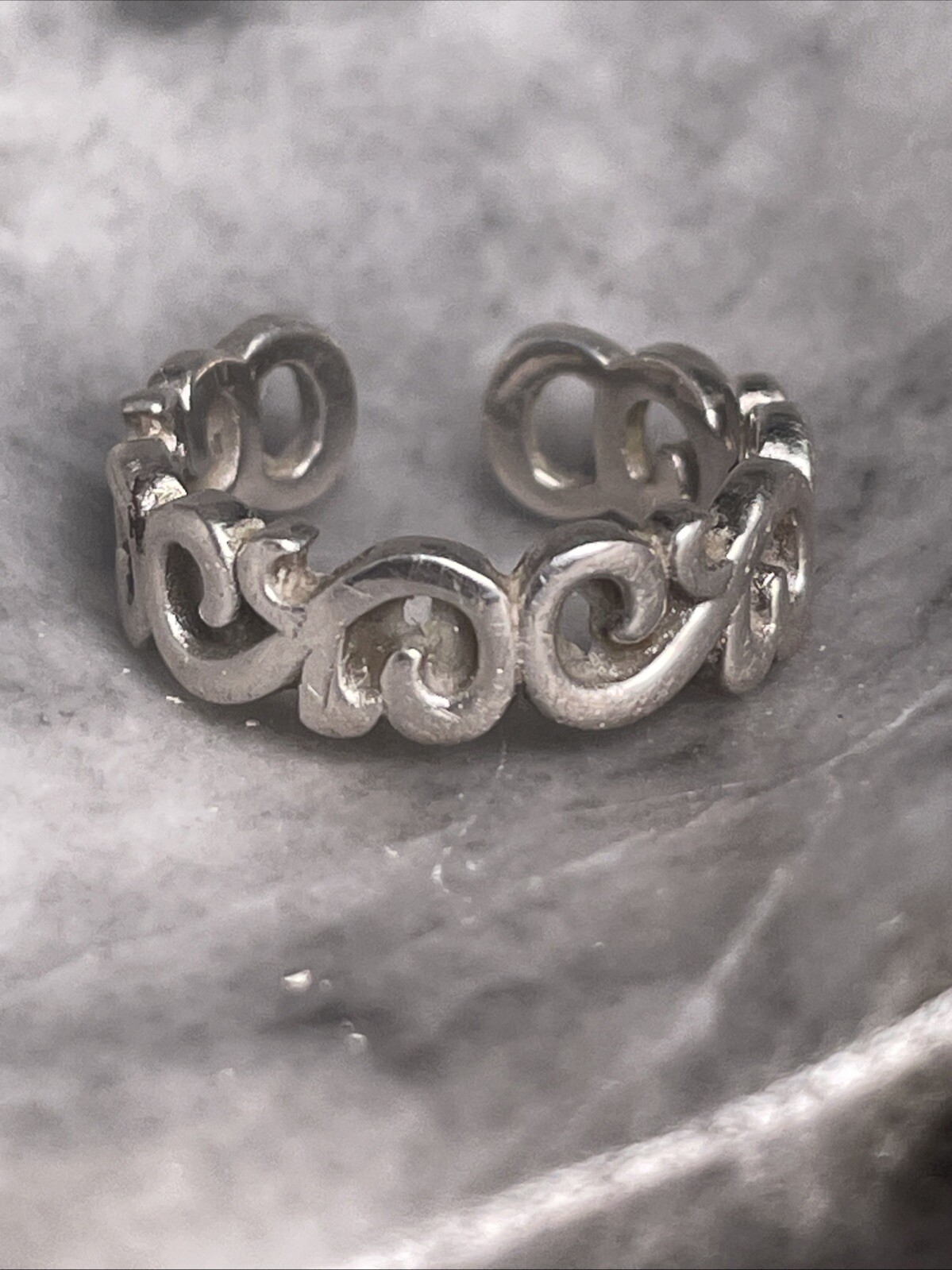 Sterling Silver Heart Pattern Toe Ring Size 3