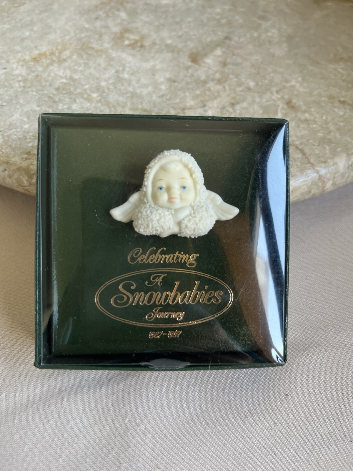 Department 56 1997 Snowbabies Brooch #68849 New In Box