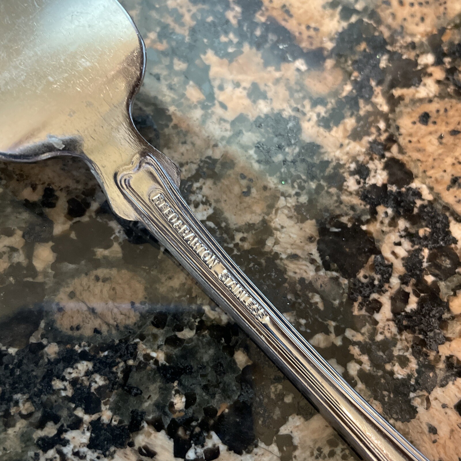 Reed & Barton Colonial Shell Stainless Silverware Flatware YOUR CHOICE