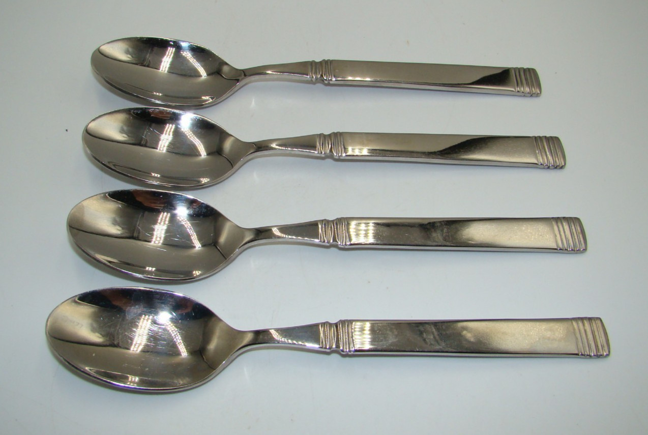 Pfaltzgraff Stainless Nicole Mirror 4 Oval Soup Place Spoons