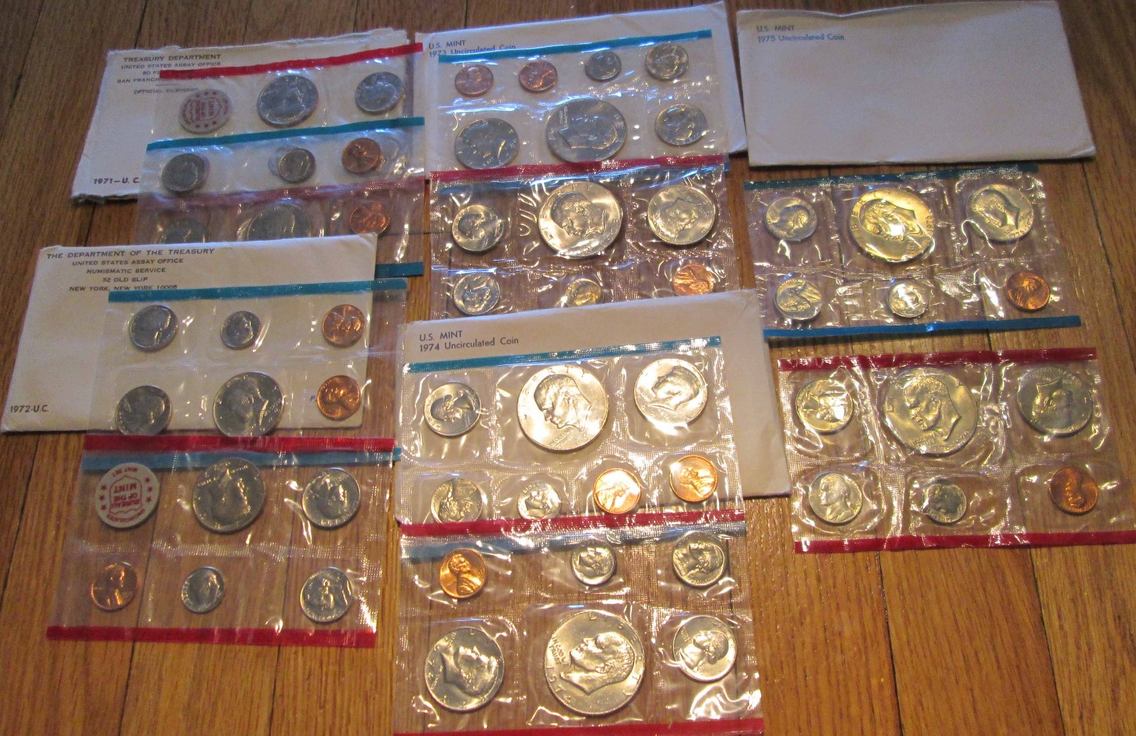 1968 - 2007 Mint Sets U.S. Mint 38 Sets P & D Uncirculated Mint Set Box and COA
