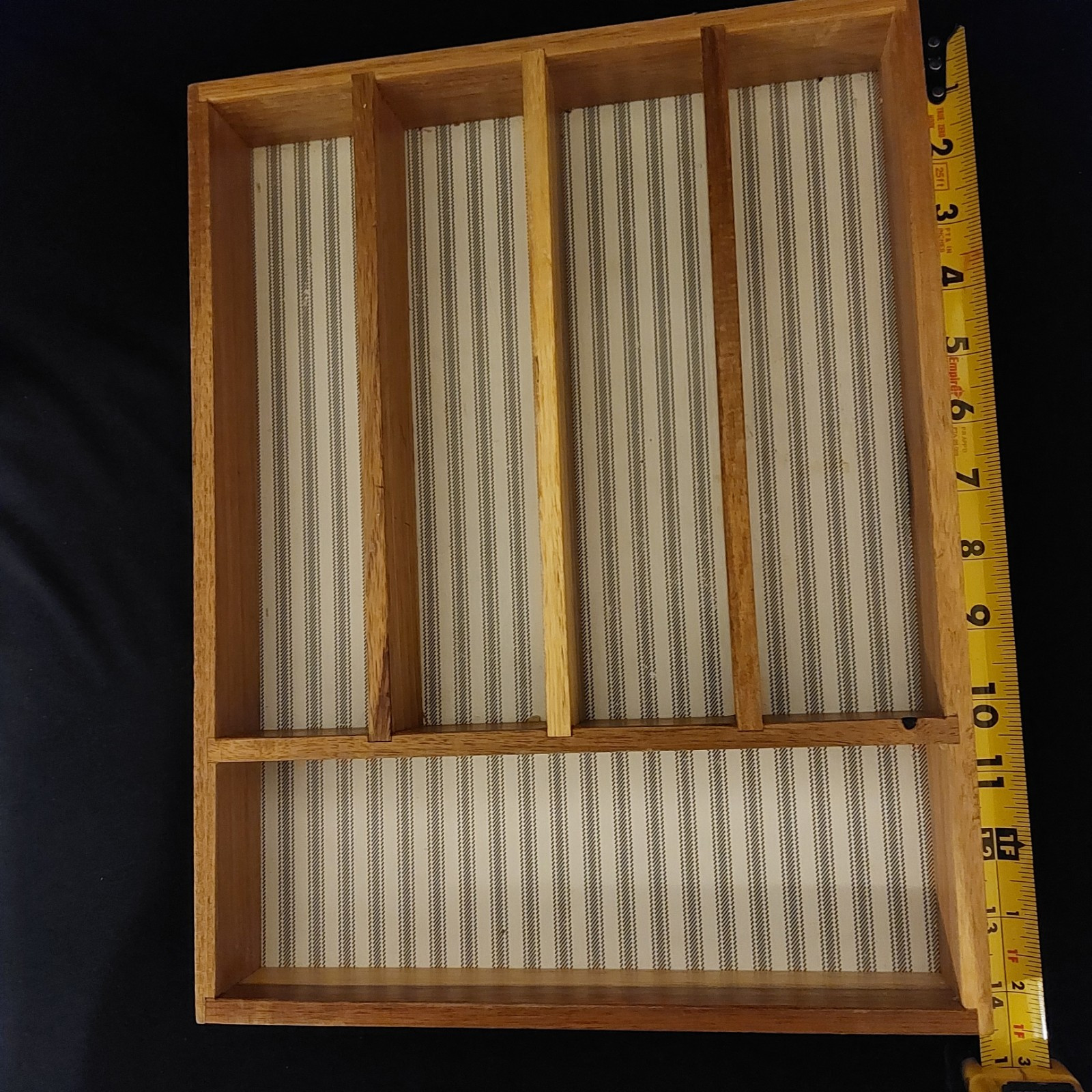 Bee and Willow 2018 Drawer Insert Silverware Organizer 11" x 14"