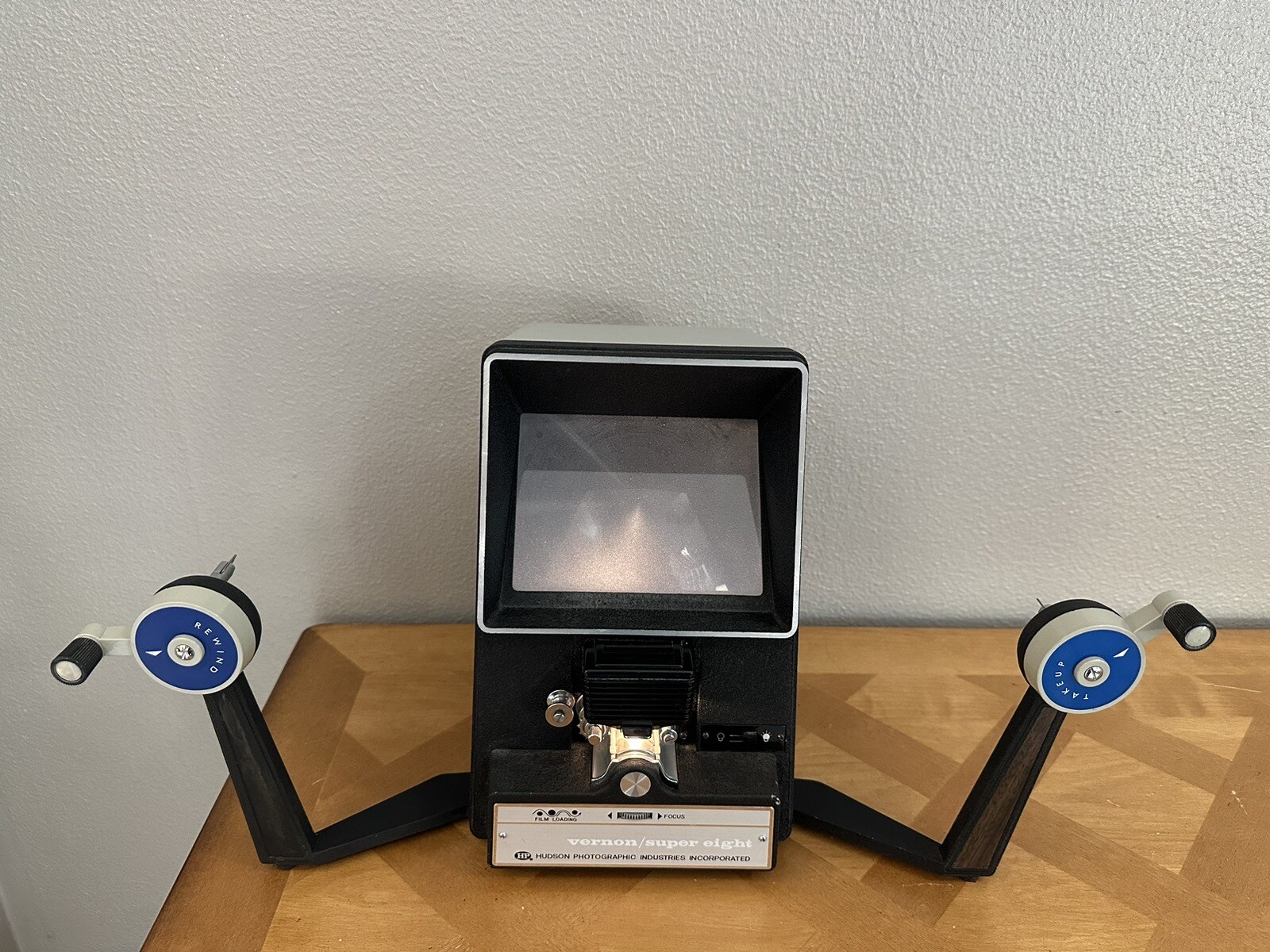 Vintage HP Hudson Photographic Vernon Super Eight Movie View Editor. Tested