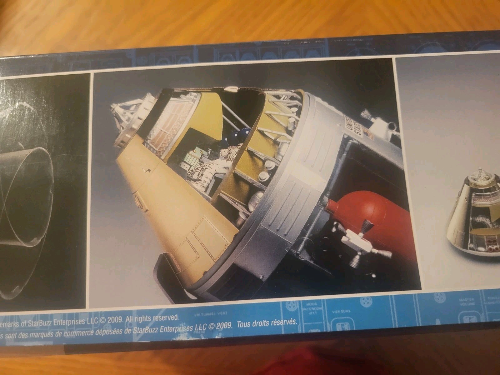 REVELL 85-5086 1/32 Apollo Command & Service Module 40th Anniv MODEL KIT