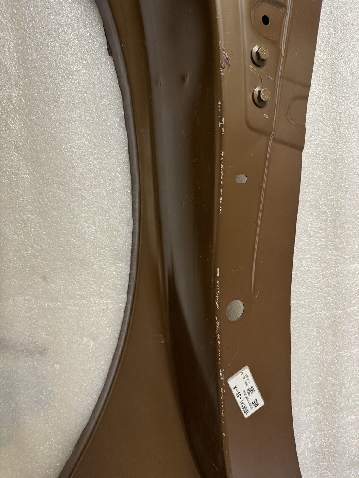 OEM2016-2020 Tesla Model S Left C Pillar Reinforcement Bracket Panel 1608131-S0A