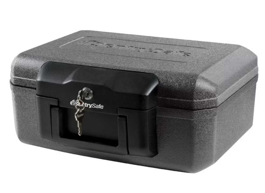 SentrySafe 1200 Fire Resistant Box Safe Key Lock 0.18 Cu Ft Home Document Chest