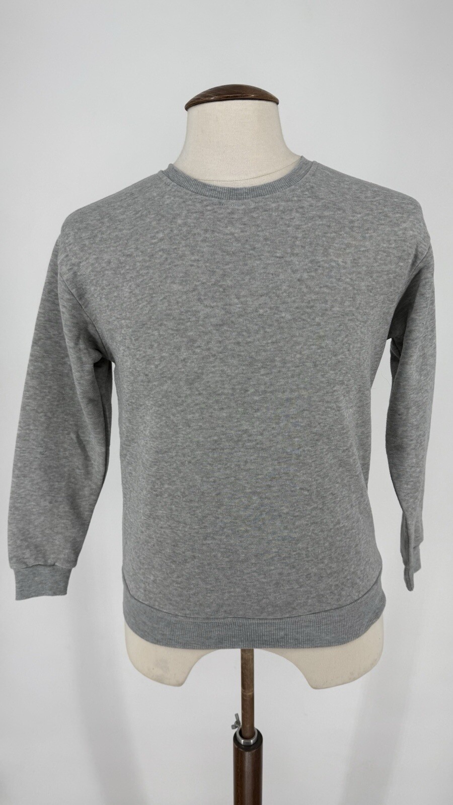 Shein Men’s Grey Jumper Sweatshirt Size XS 21” PTP