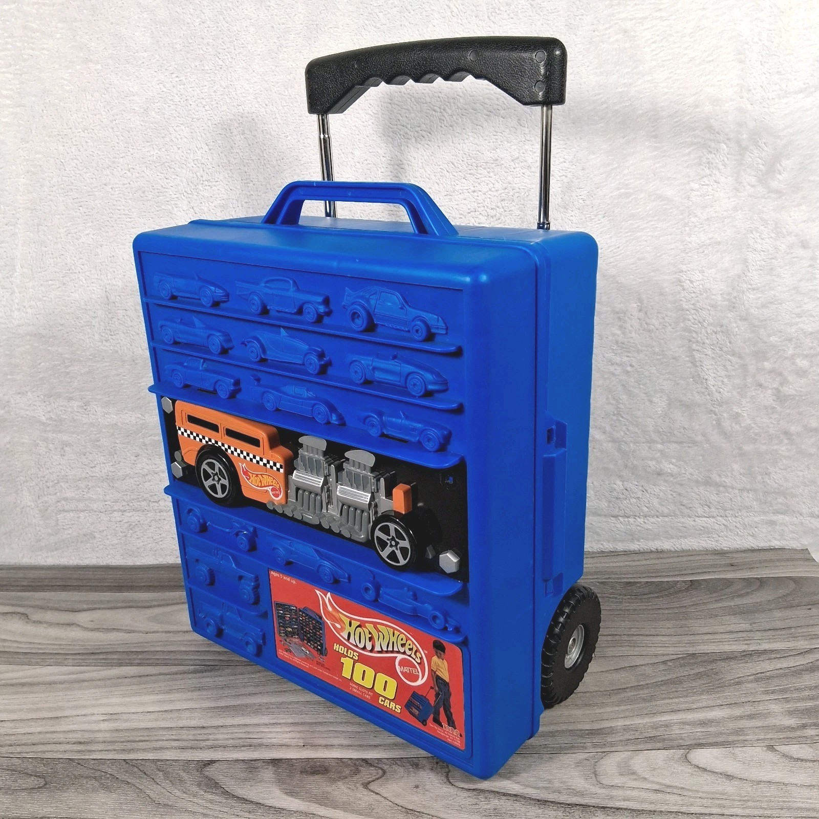 Vintage 1990's Hot Wheels Rolling Suitcase Carry Storage Case Holds 100 Cars