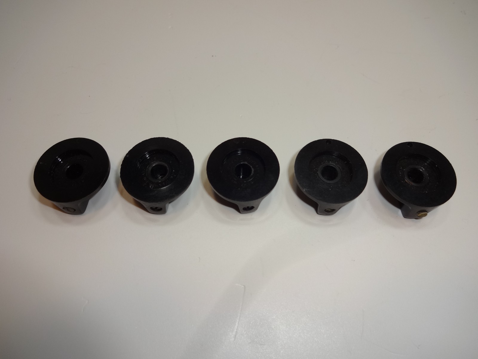 Lot of 25+10 Vintage Bakelite Daka-Ware Knobs 10 Chicken Head