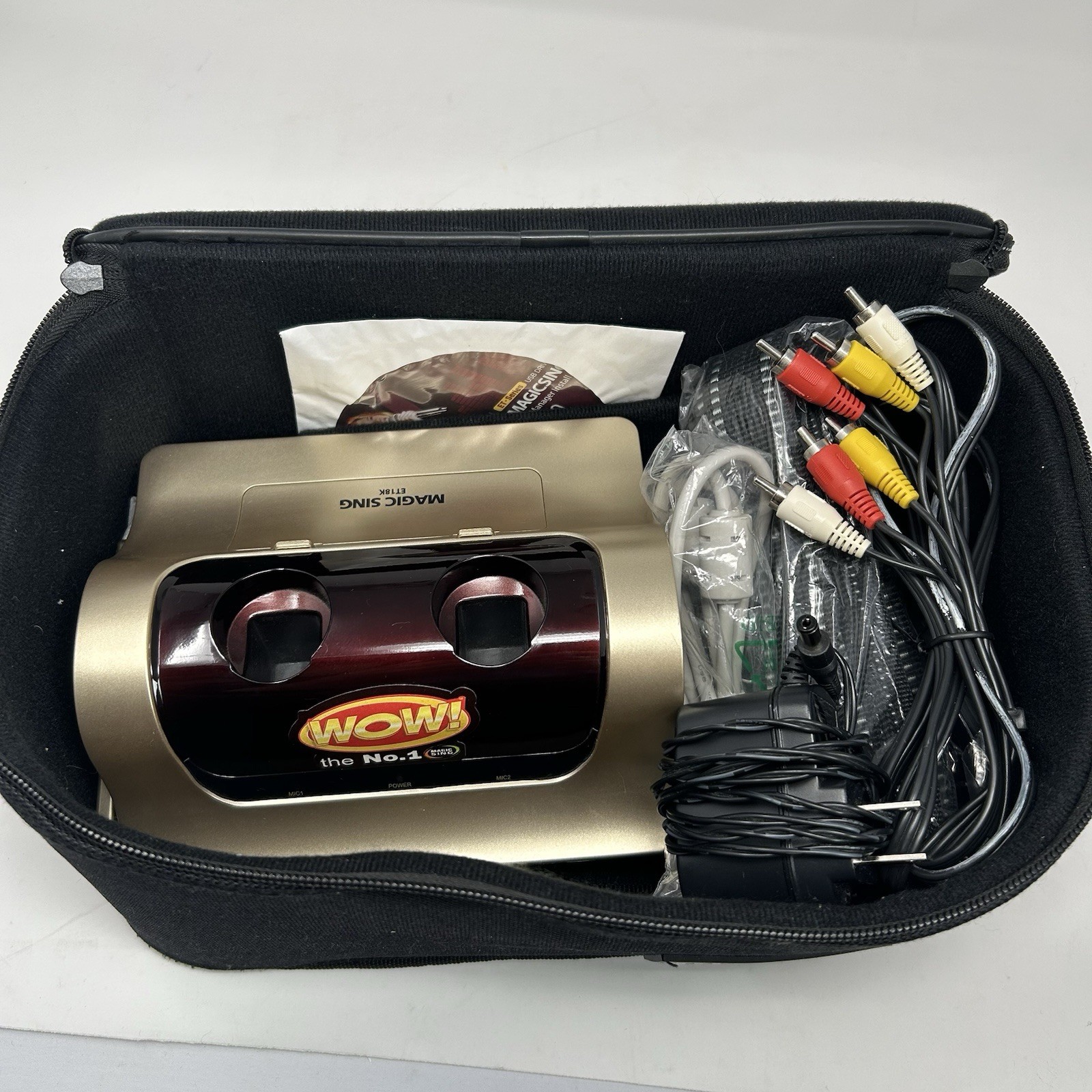 🔴 Magic Sing ET18K Karaoke Portable w/ 2 Microphone Case Cables Install CD