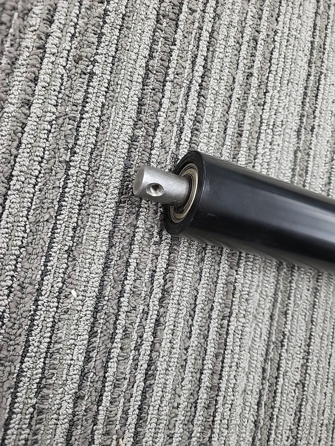 Proform 5.0 Crosstrainer Treadmill Front Roller (69)