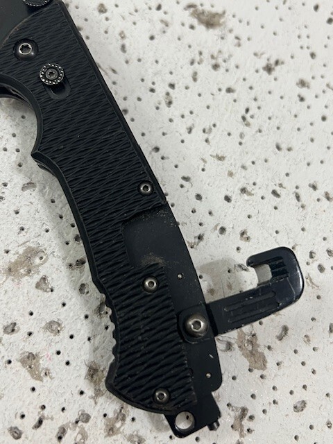 Gerber Hinderer rescue firefighter, paramedic knife/multi tool black —