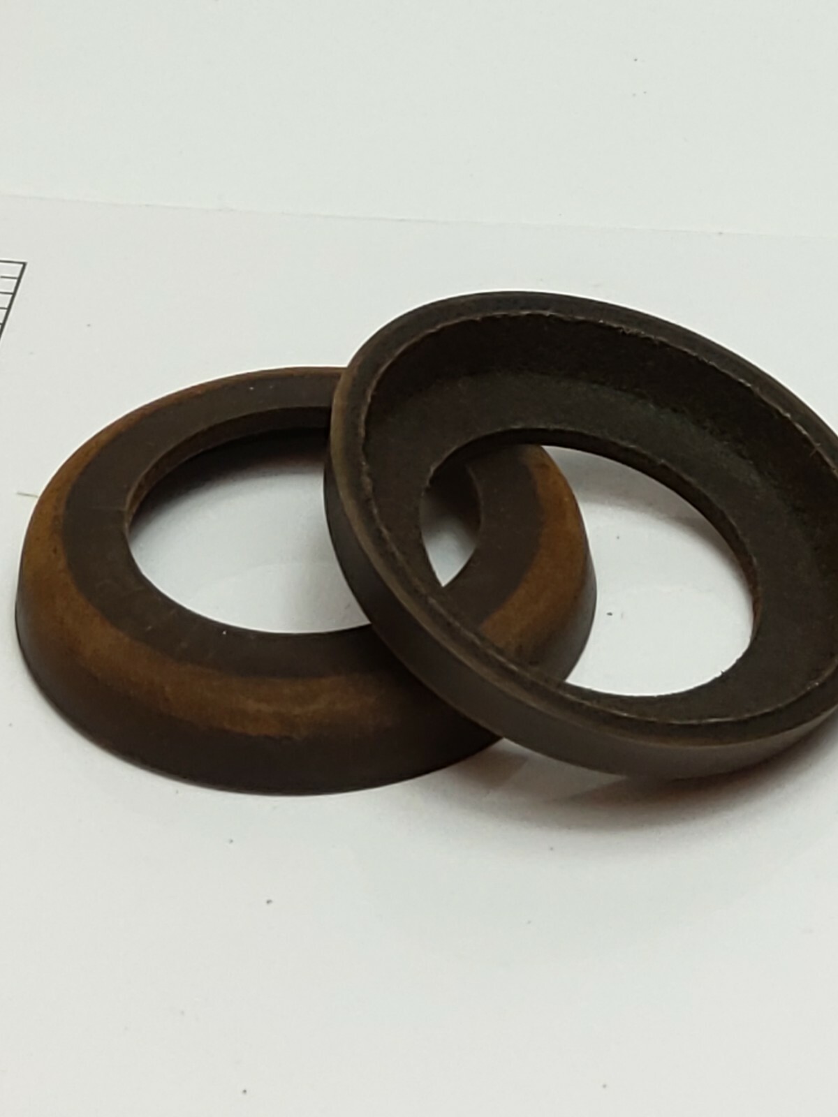 LOT OF 2 Miller Fluid Power 052-PS003-250 Leather Cup Seals (NIB)