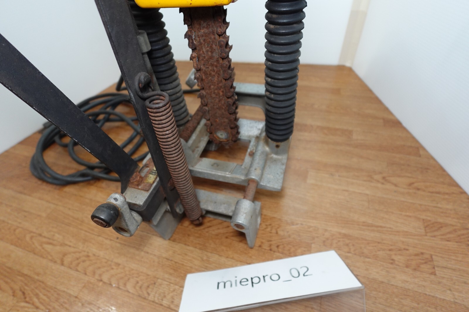 Makita 7102 chain chisel working power tool Carpenter tool Chain Mortiser wood