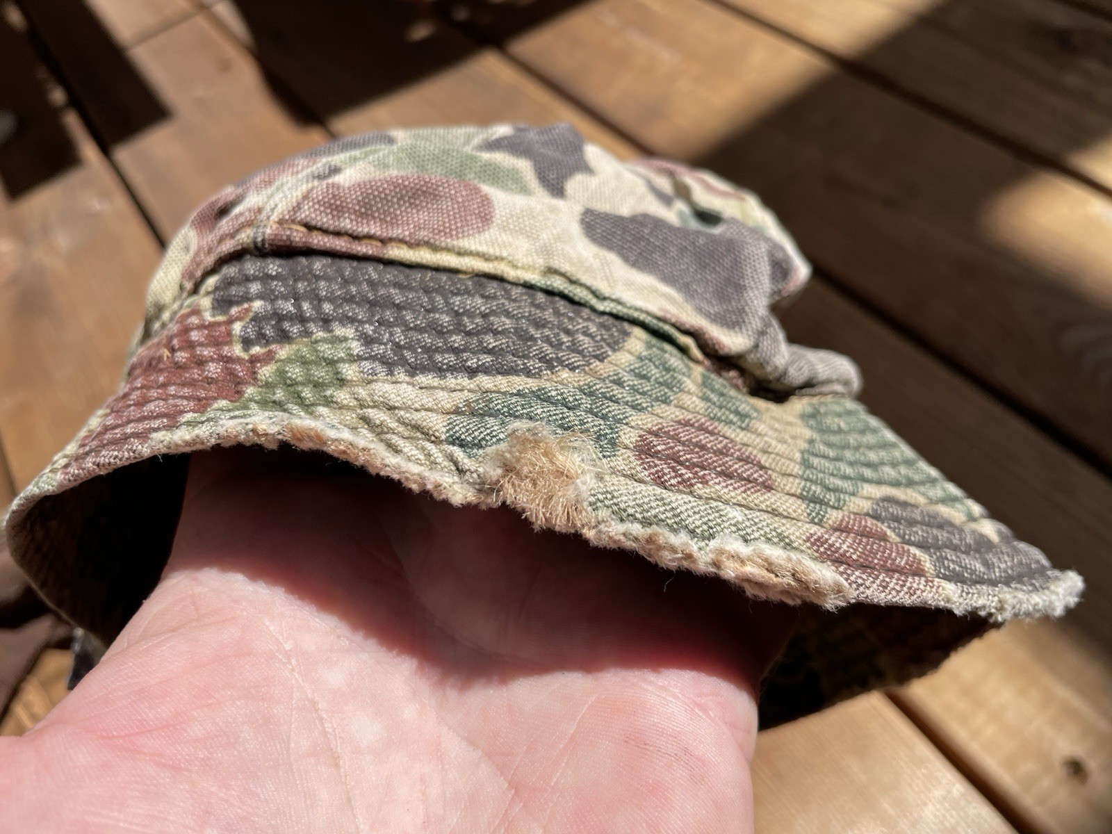 VINTAGE CAMO BUCKET HATS DUCK HUNTING 7-3/8 TO 7-1/2 DISTRESSED JONES STYLE