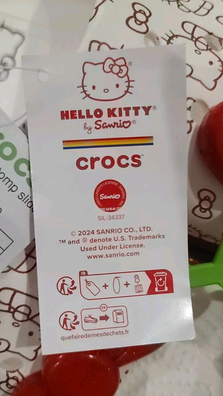 Crocs X Hello Kitty Stomp Slide Women Size 9 50th Ann. edition NWT 209815-100