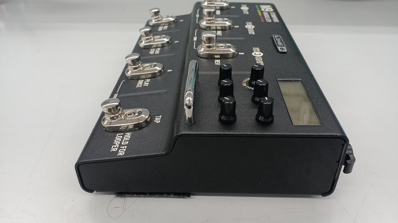 Line6 M9 Stompbox Modeler Multi-Effects Guitar Effect Pedal