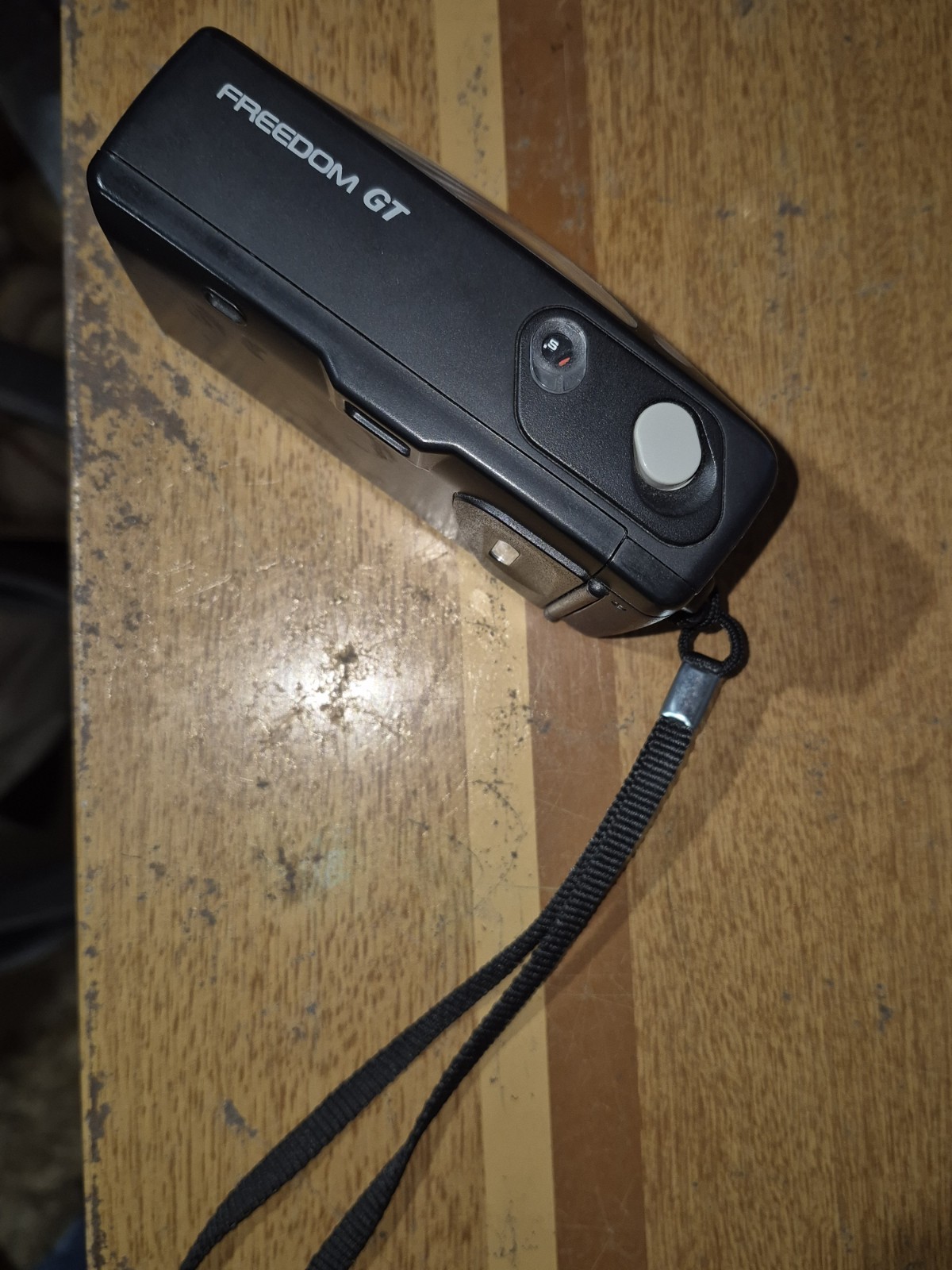 MINOLTA FREEDOM GT FILM POINT & SHOOT CAMERA