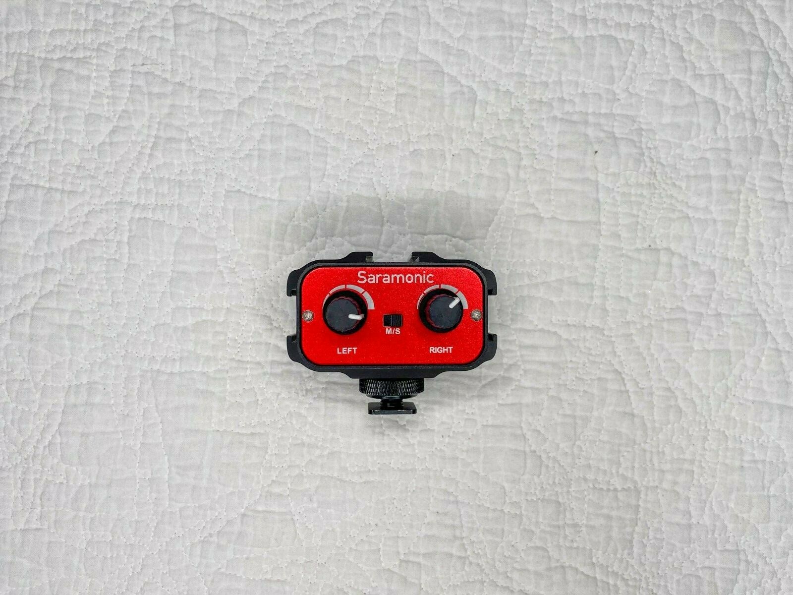 Saramonic SR-AX100 Passive 2-Channel Audio Adapter for DSLR Cameras