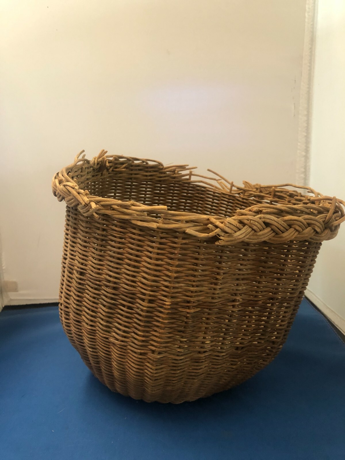 Original HW Collender Antique billiards pool wicker basket