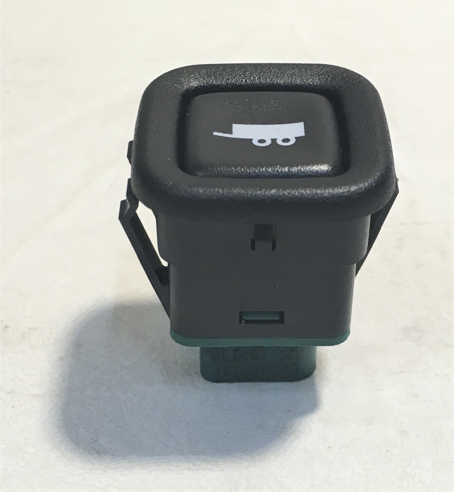 2008-2022 EXPRESS VAN TOW HAUL PUSH BUTTON SWITCH NEW GM #  15860532