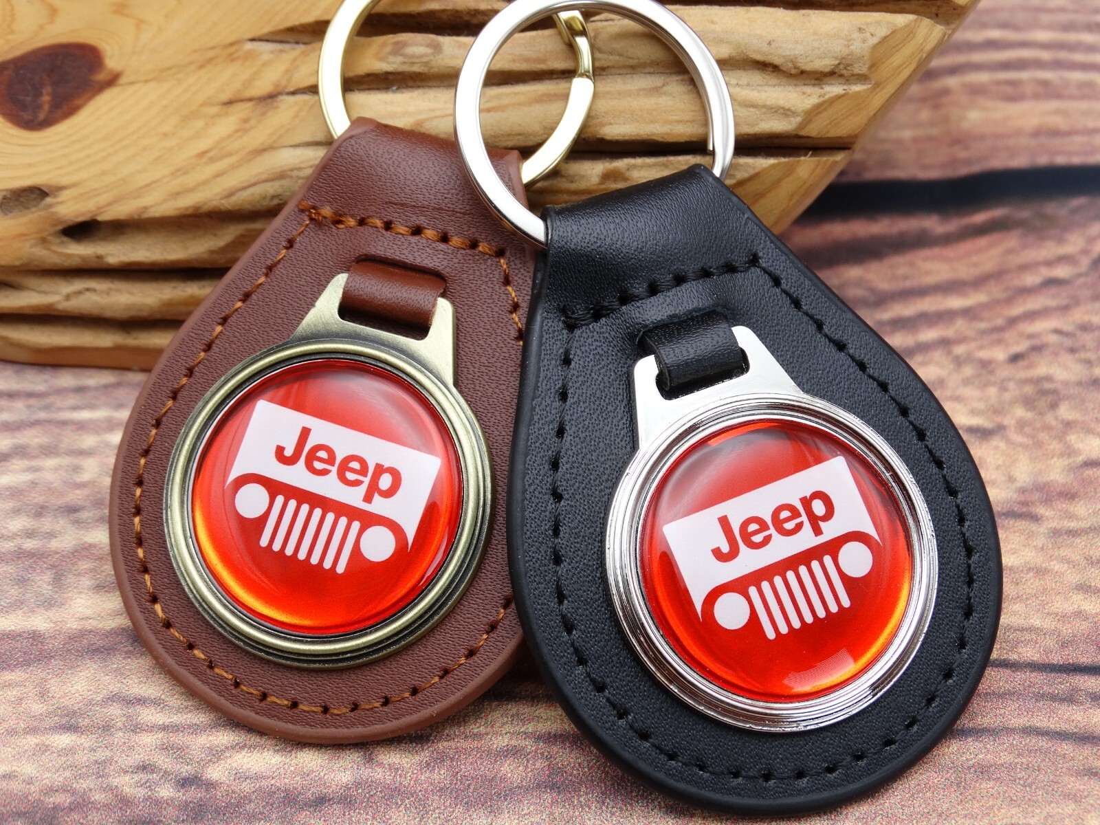 NEW RARE VINTAGE RED JEEP WRANGLER TRUCK CAR Leather Key Chain Ring Fob NOS 4X4